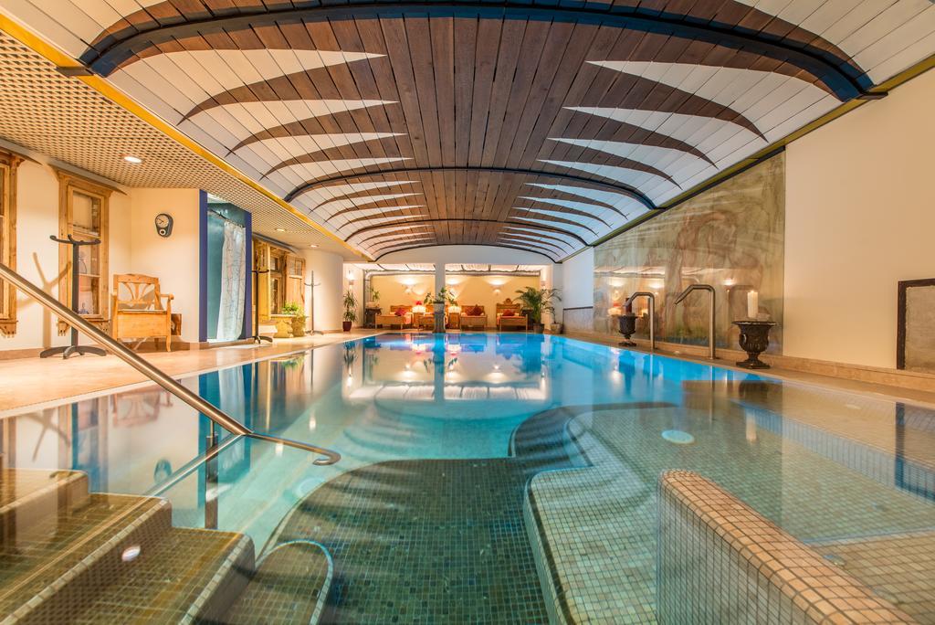 Hotel Adler & Stube 4*